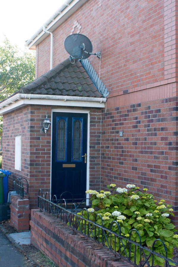 The Bell Apartment. Modern, Stylistic & Luxurious Falkirk Exteriér fotografie